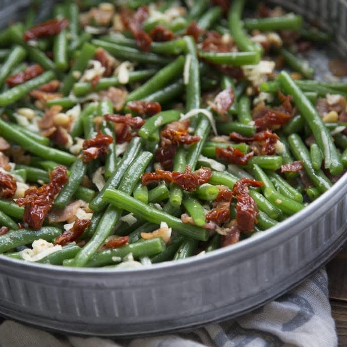 Salade de haricots verts au bacon et échalote