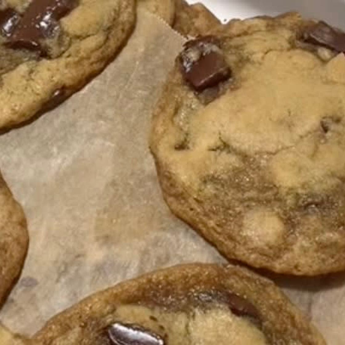 Vegan chocolate chip cookies