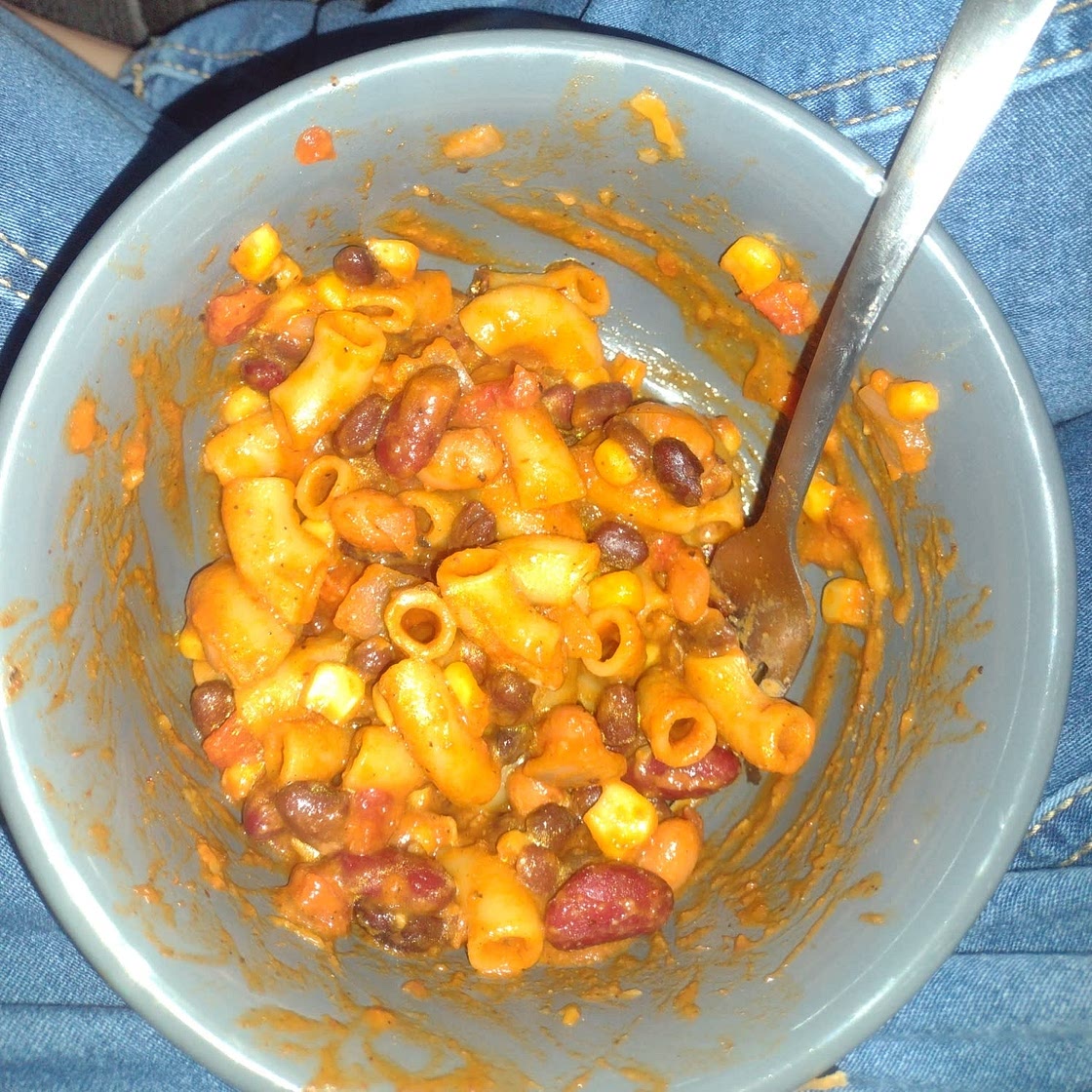 One Pot Cheesy Vegetarian Chili Mac