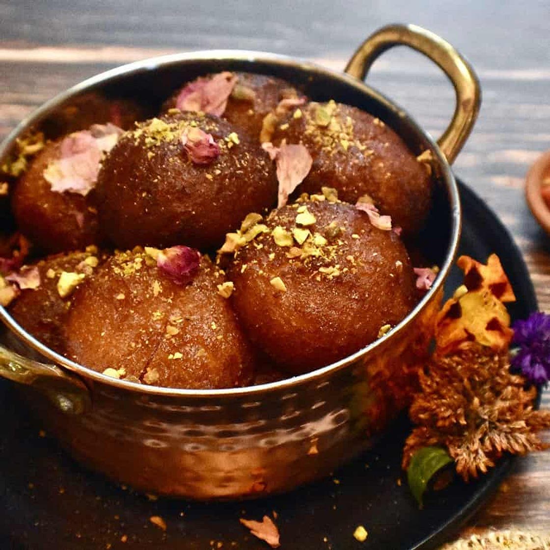 Gulab Jamun With Milk Powder