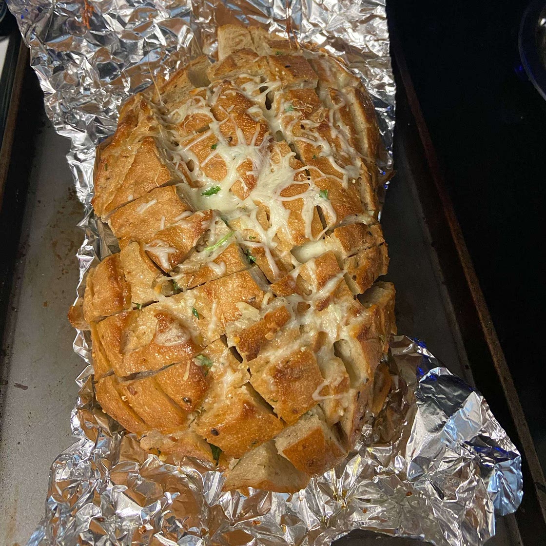 Cheese and Garlic Crack Bread (Pull Apart Bread)