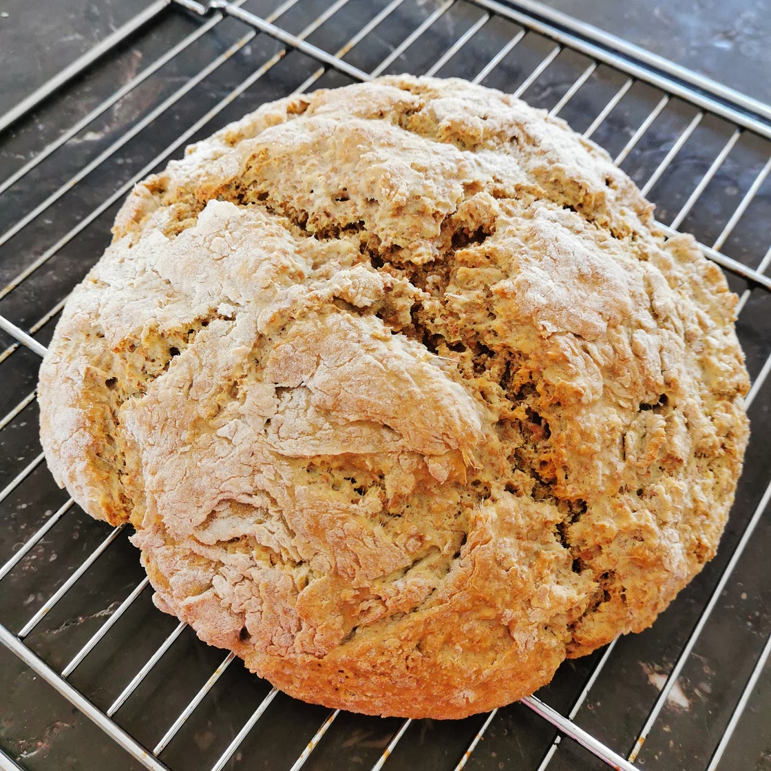 Nana Hollands Brown Bread