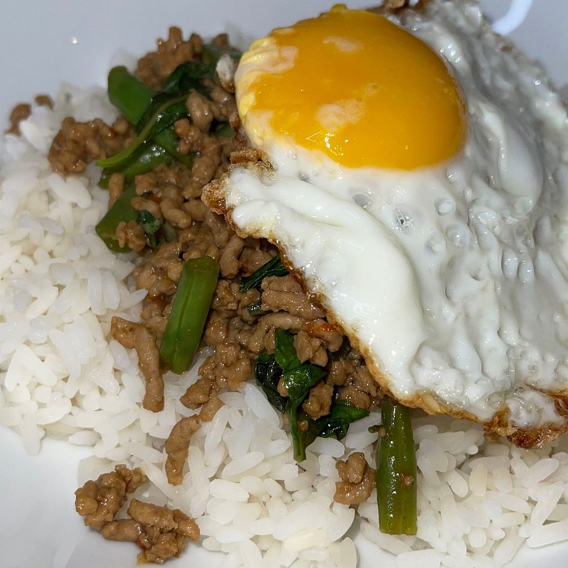 Moo Pad Krapow