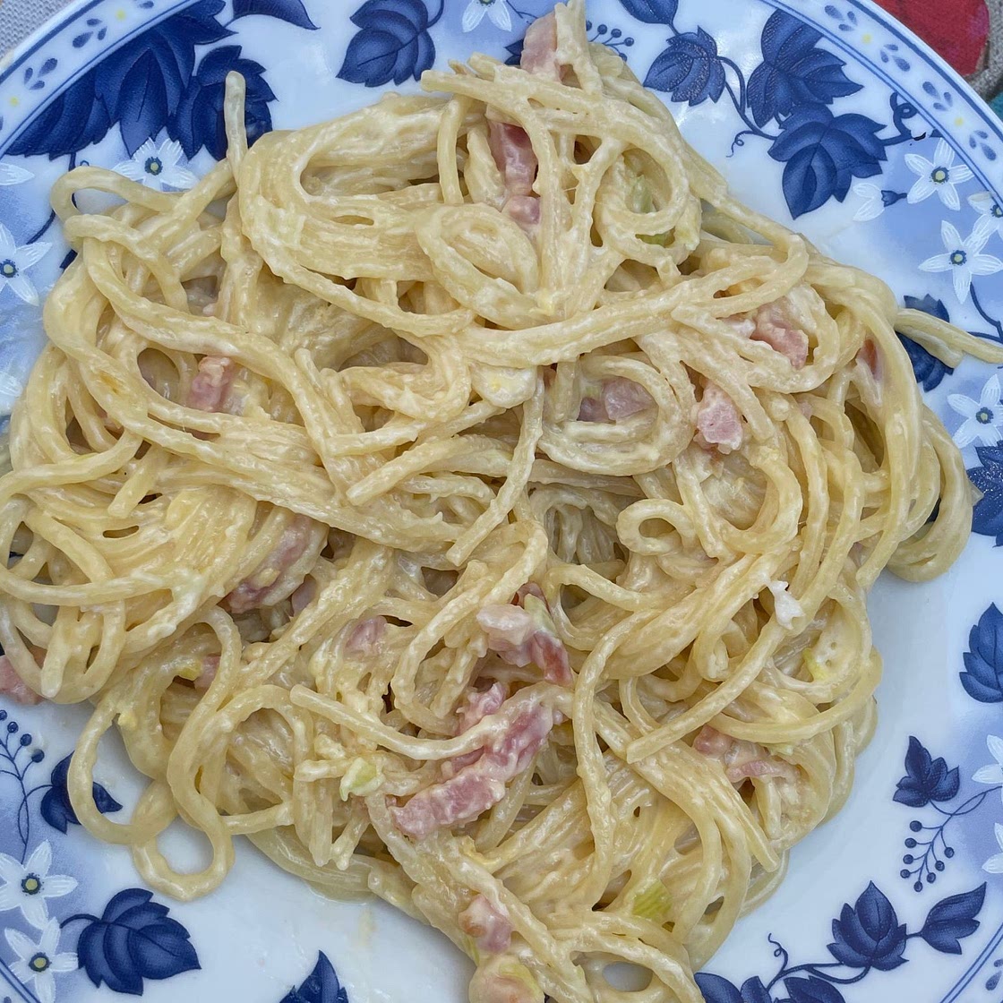 Espaguetis a la carbonara