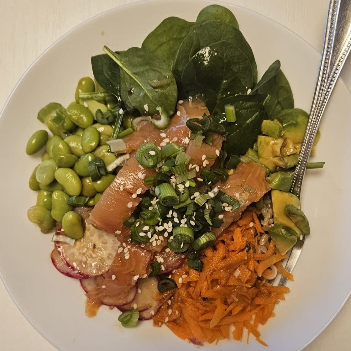 Salmon salad bowl