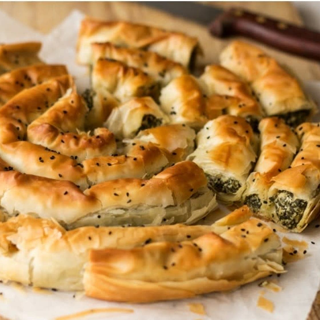 Spanakopita (vegan option)