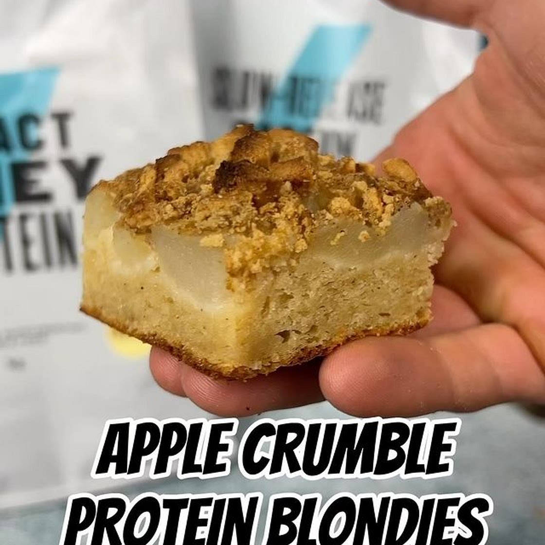 Protein Apple Crumble Blondies