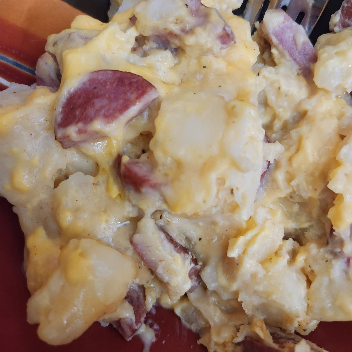 CHEESY POTATO & SMOKED SAUSAGE CASSEROLE
