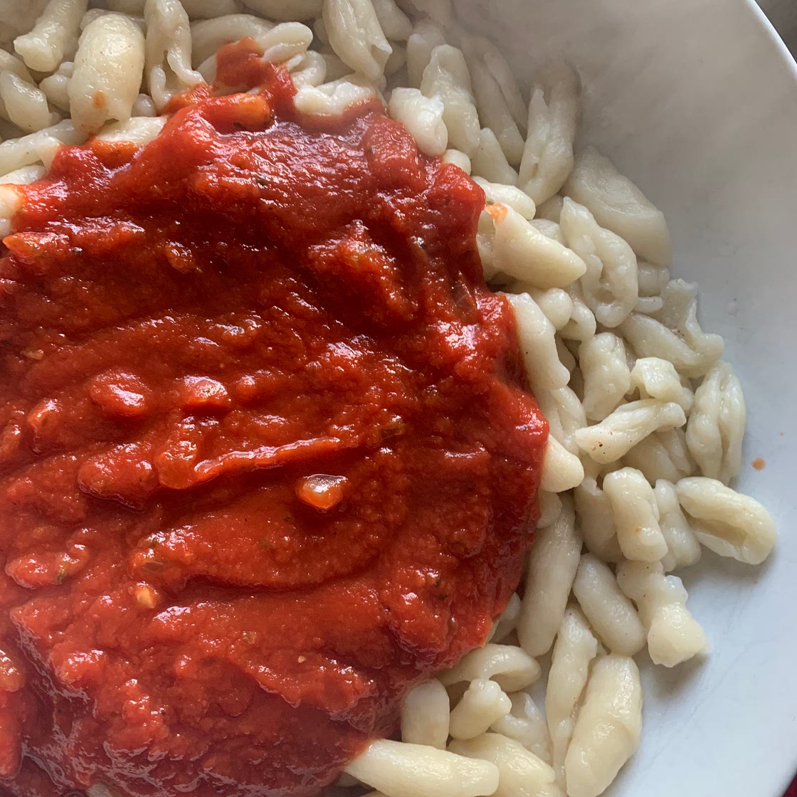 Vegan tomato sauce (the best you will ever have!)
