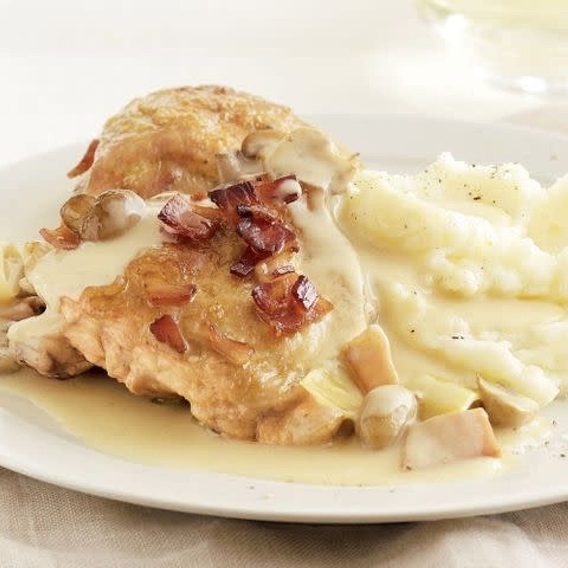 Chicken, leek and mushroom casserole