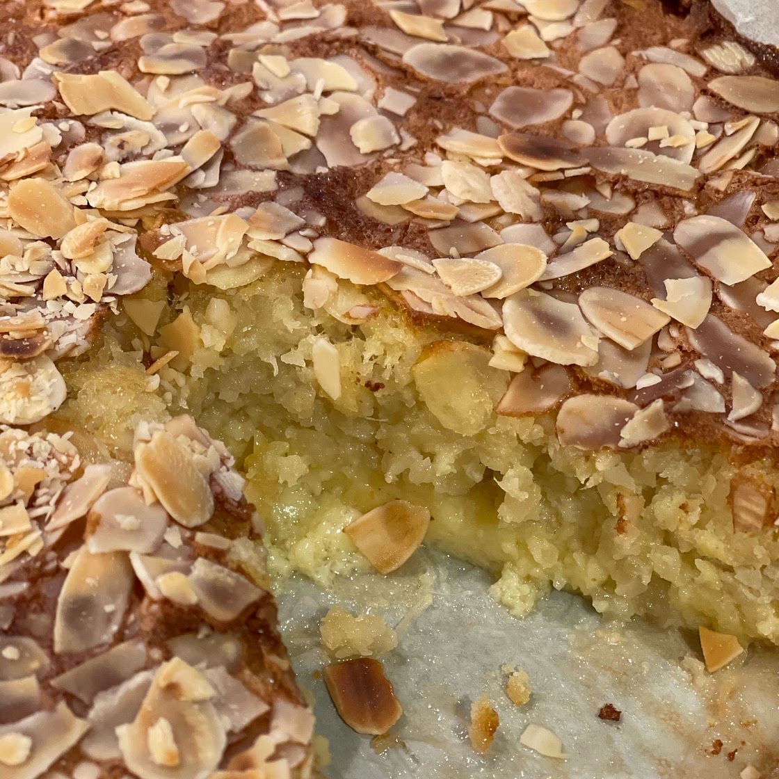 Apple and Almond Cake