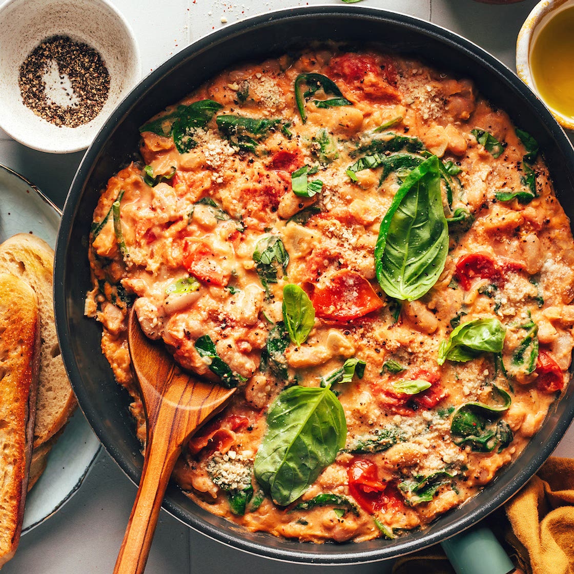 Creamy Italian White Bean Skillet Meal (25 Minutes!)