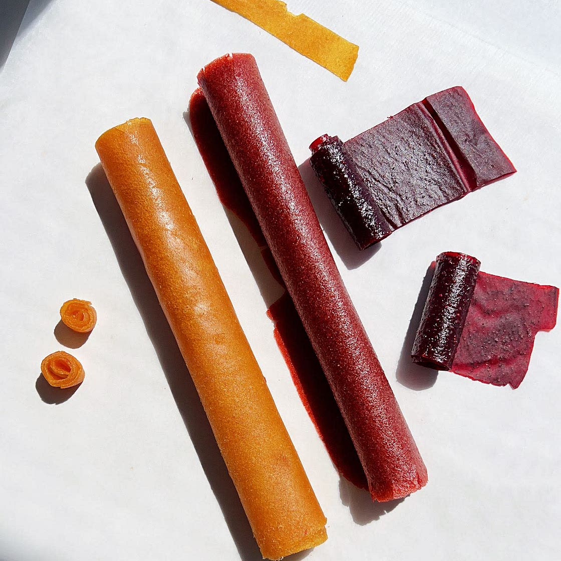 Fruit Roll Ups (Homemade strawberry & pineapple fruit leather)