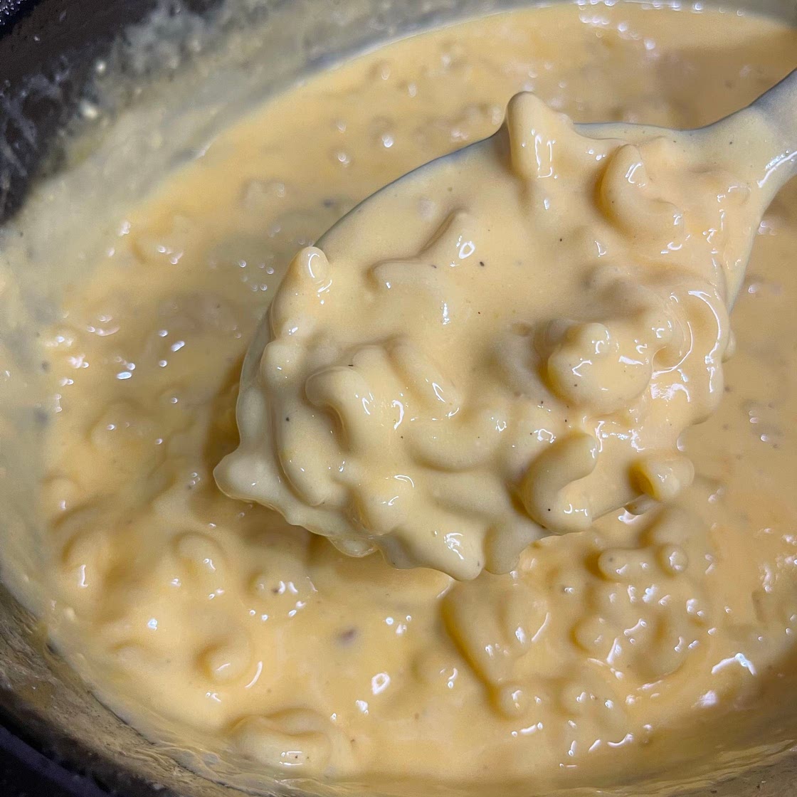 Crockpot Mac and Cheese 