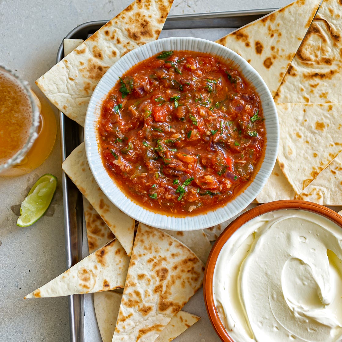 Roasted Garlic Jalapeño Tomato Salsa