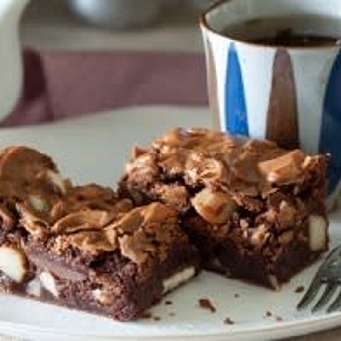 Chocolate macadamia brownies
