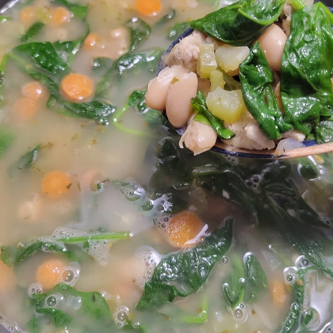 White Bean and Kale Soup