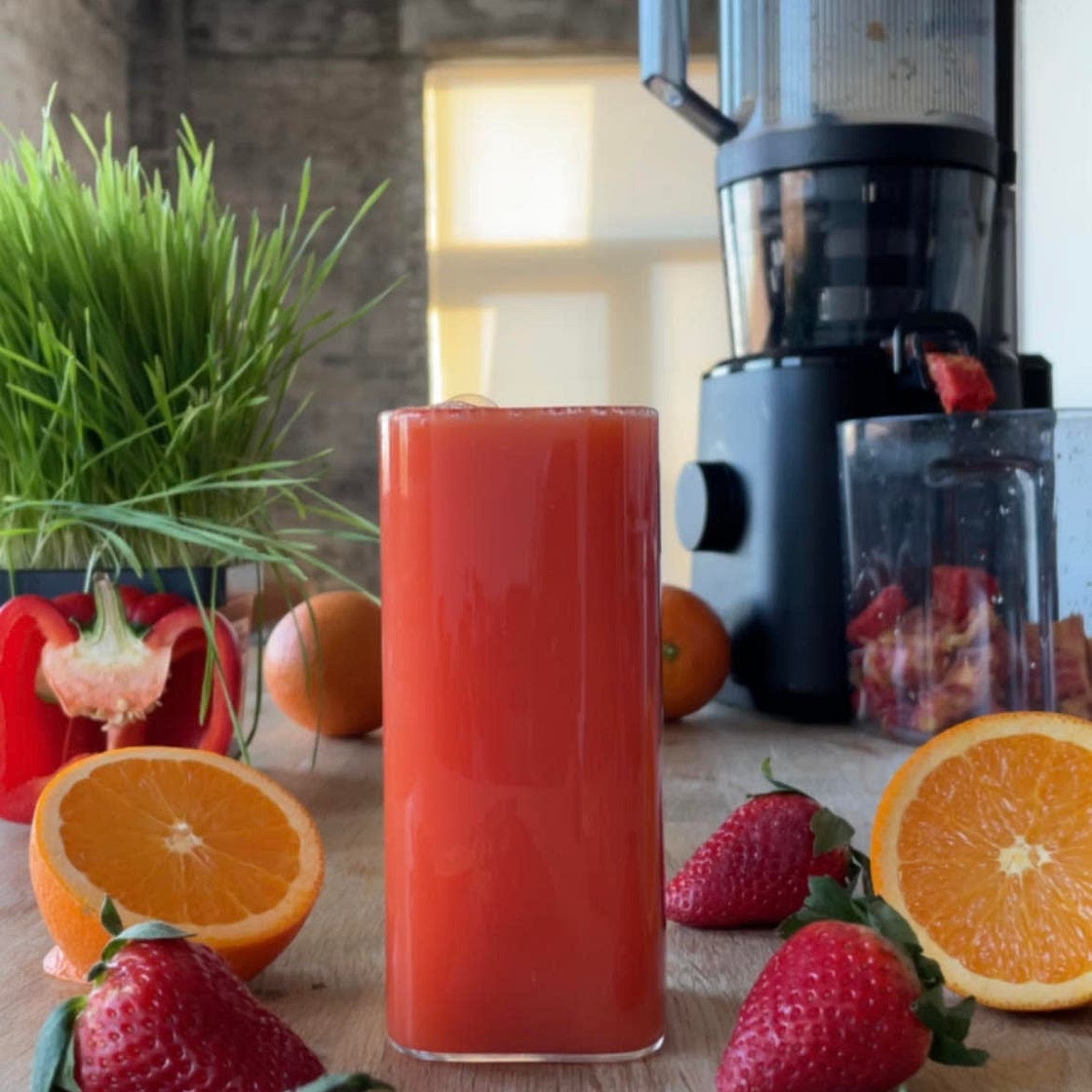 Orange Carrot bell pepper juice support skin and immune system