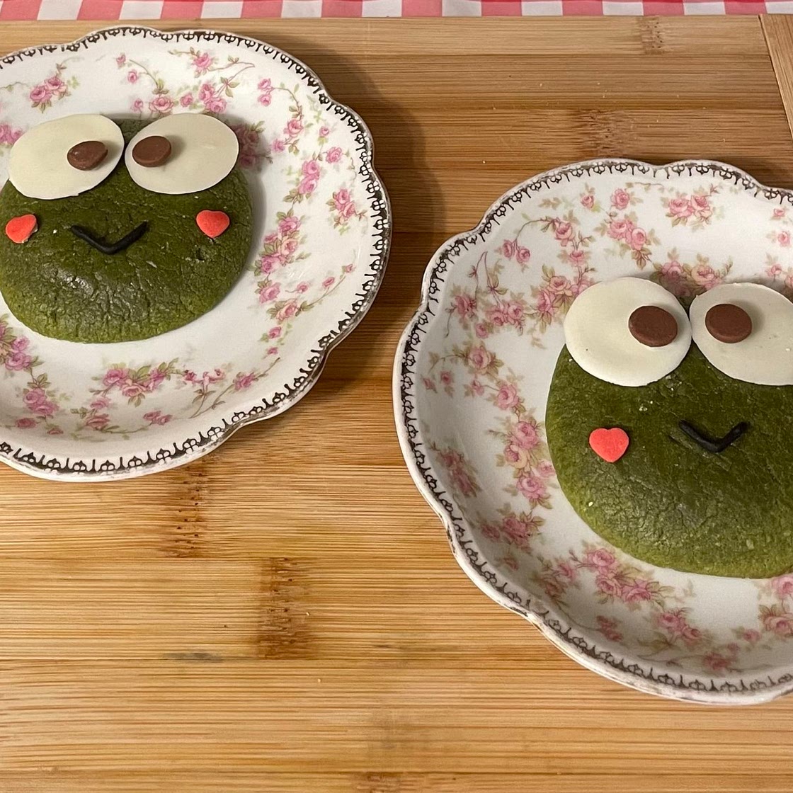 Keroppi matcha cookies 🐸 🖤
