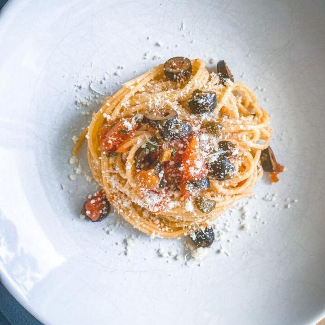 Spaghetti alla puttanesca recipe