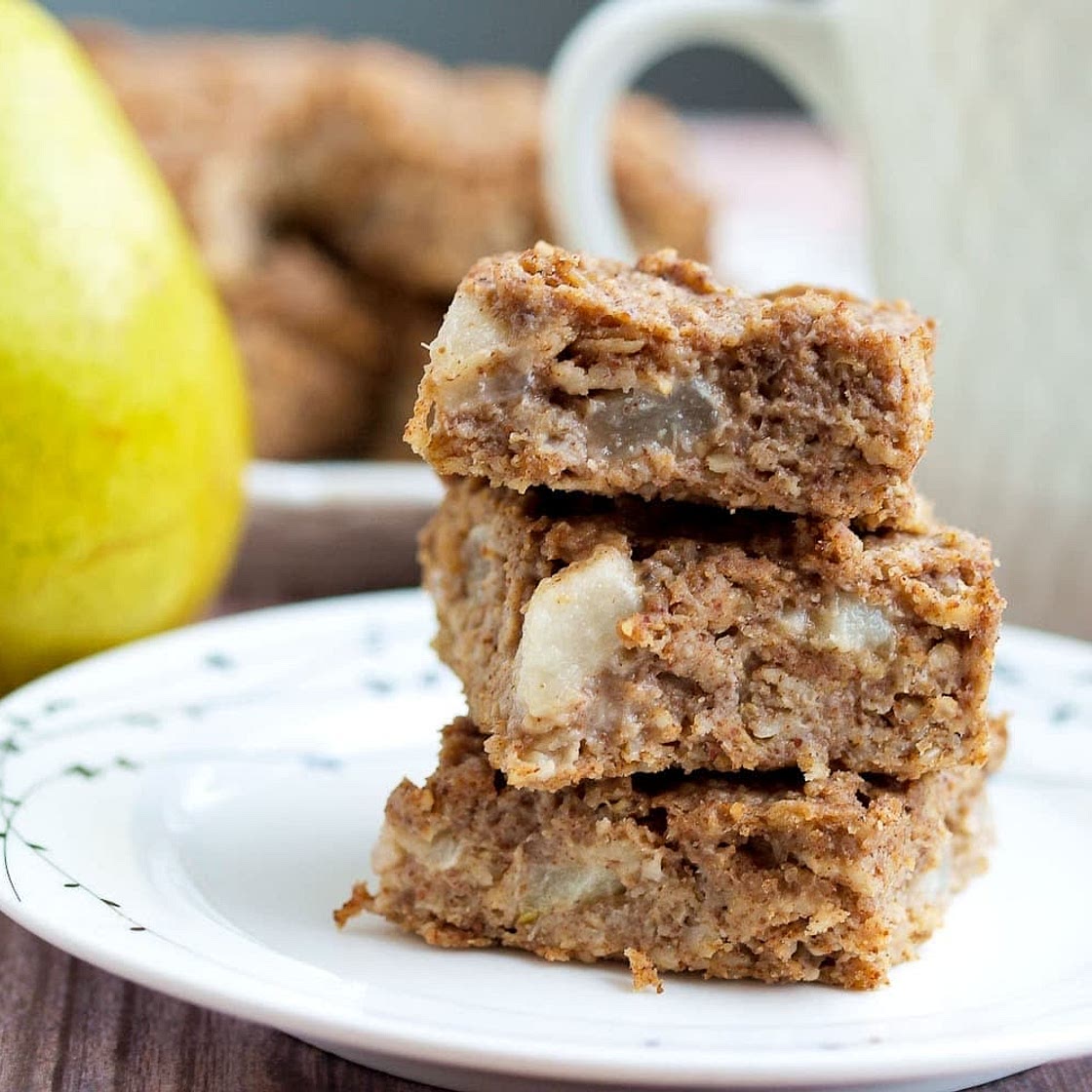 Pear oatmeal bars