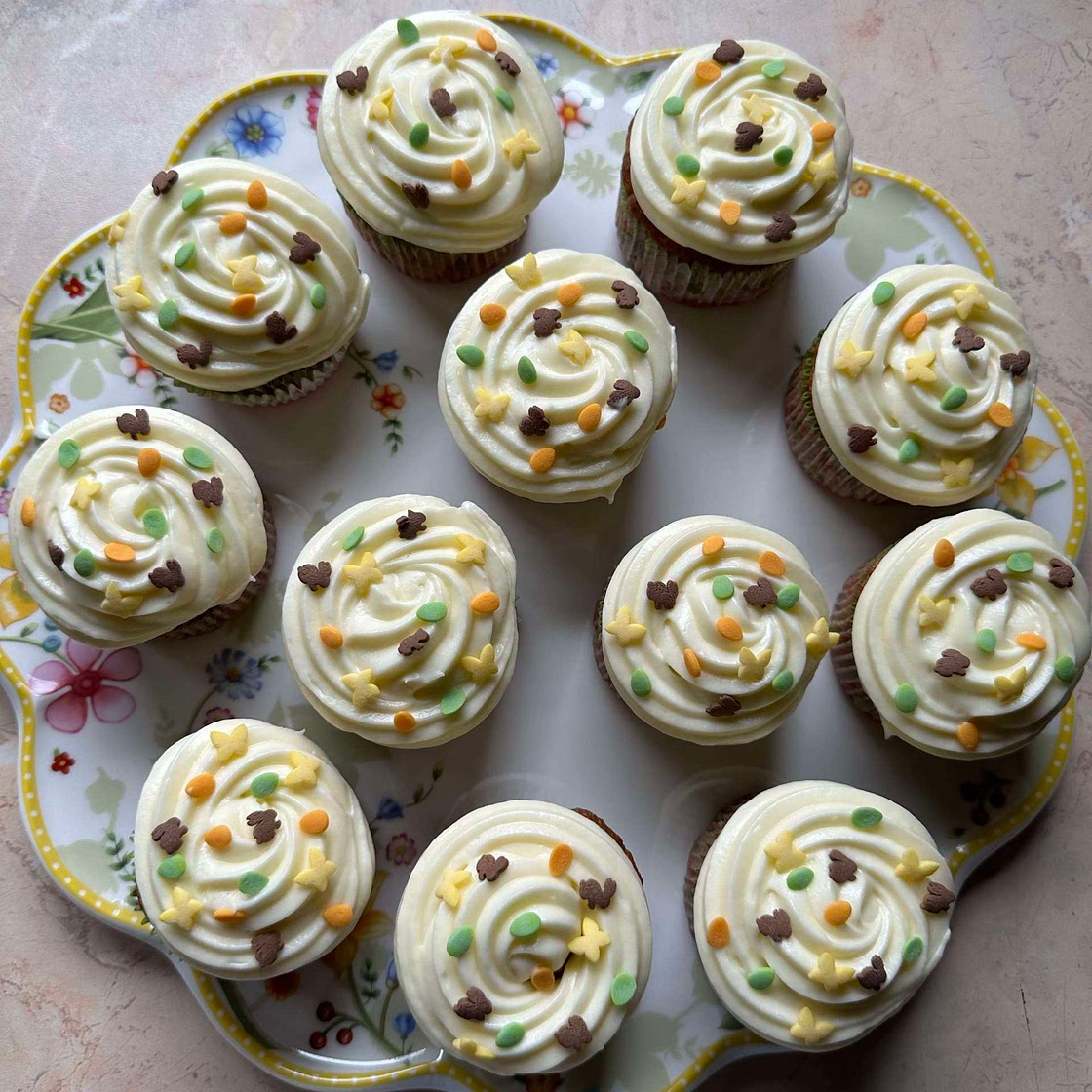 Carrot cupcakes 🥕