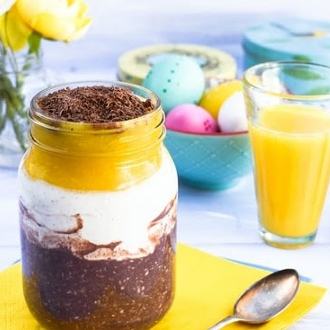 Creme Egg Overnight Oats