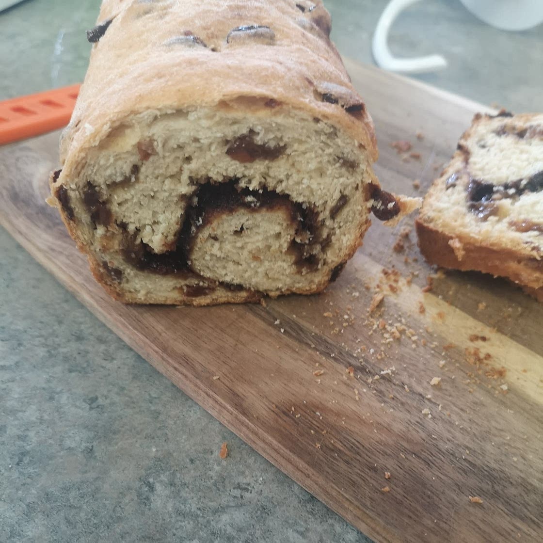 Cinnamon Swirl Raisin Bread