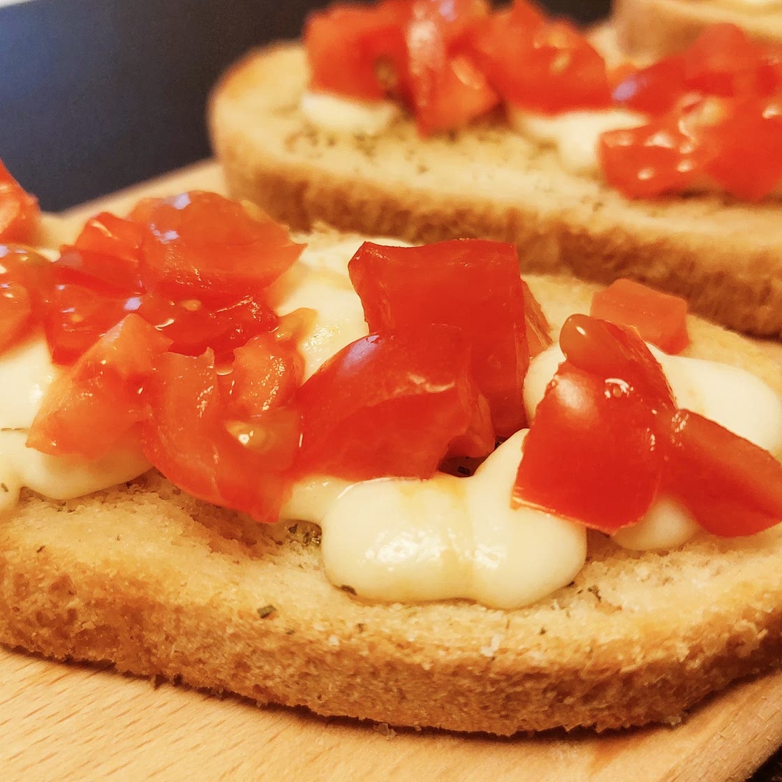 Bruschette - Tomato and mozzarella