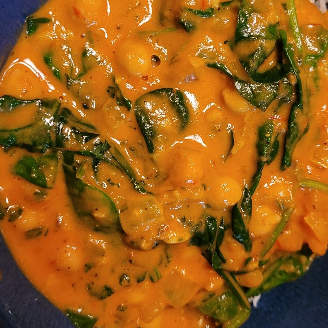 Indian Coconut Chickpea Curry (Healthy & Vegan)