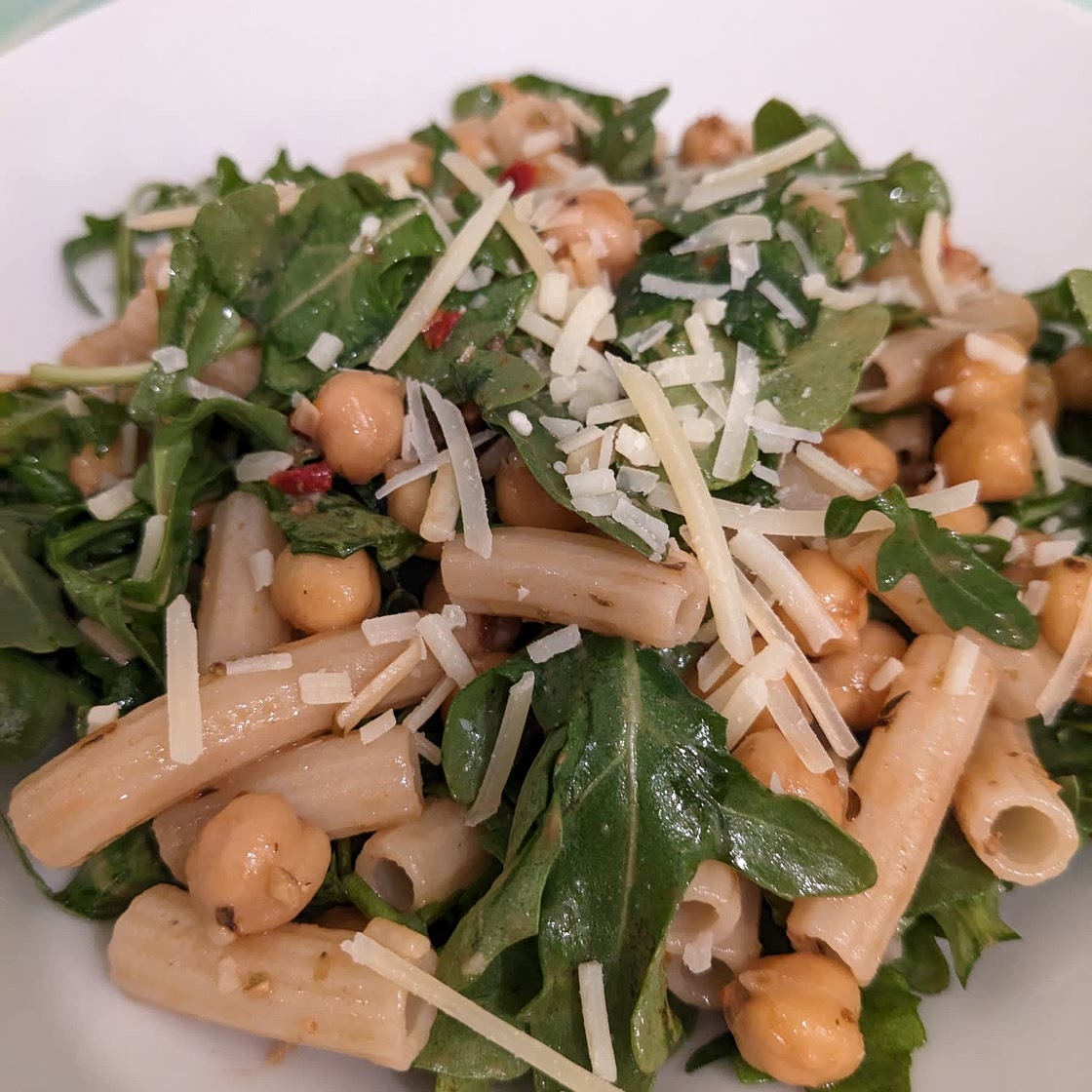 Arugula Pasta Salad with Chickpeas and Sun Dried Tomatoes