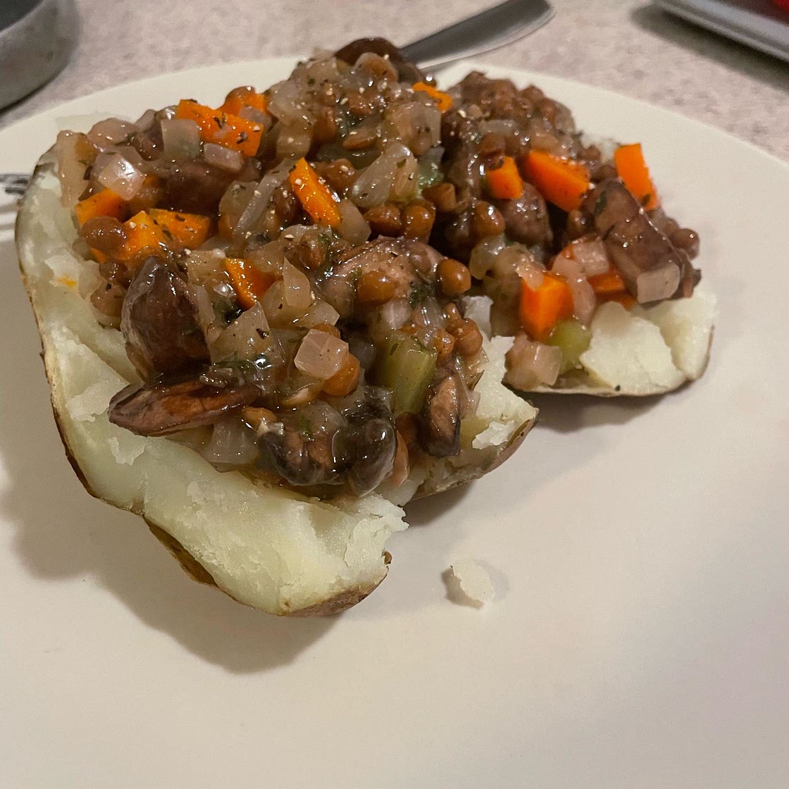 Baked Potatoes Topped with Shepherd's Pie Filling — Gracious Veg