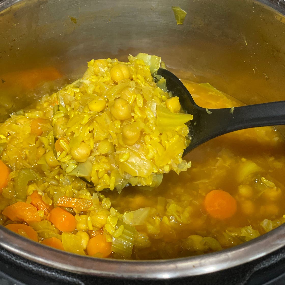 Spicy Cabbage Chickpea Soup