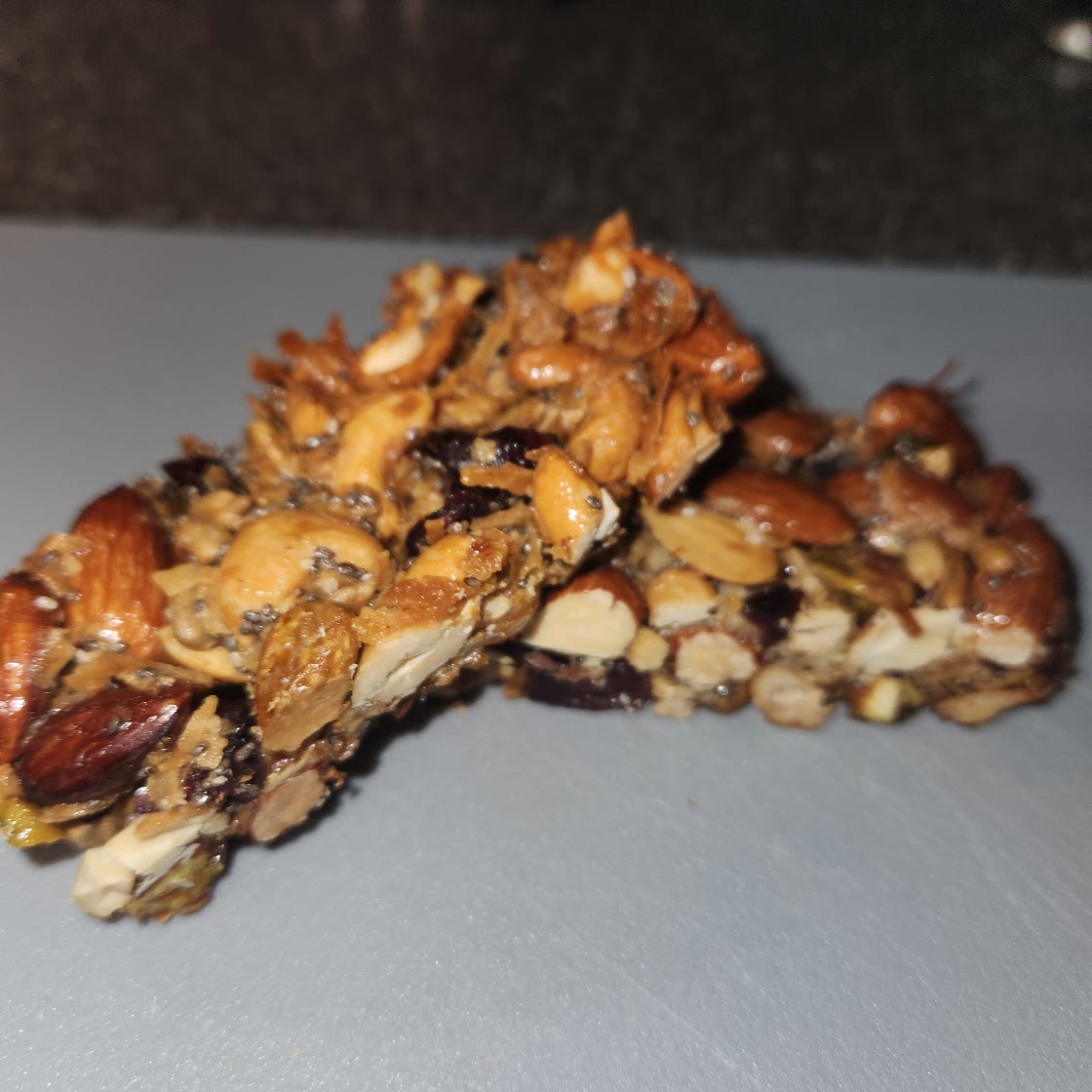 Trail mix granola bars