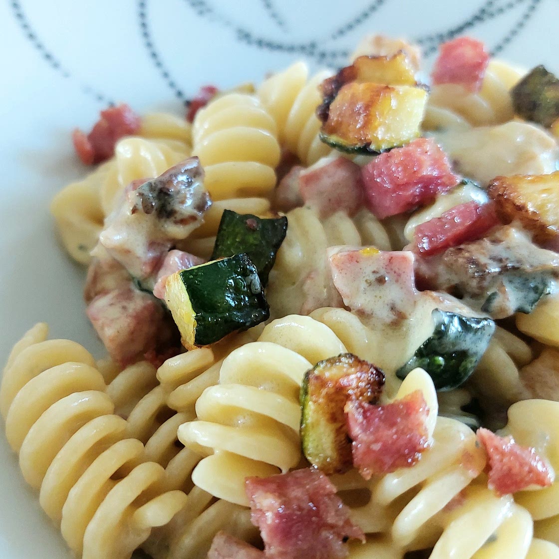 Pasta - Zucchini, sausage and gorgonzola