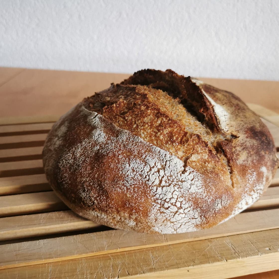 Sauerteig Brot – Weizenweissmehl und Roggenvollkorn
