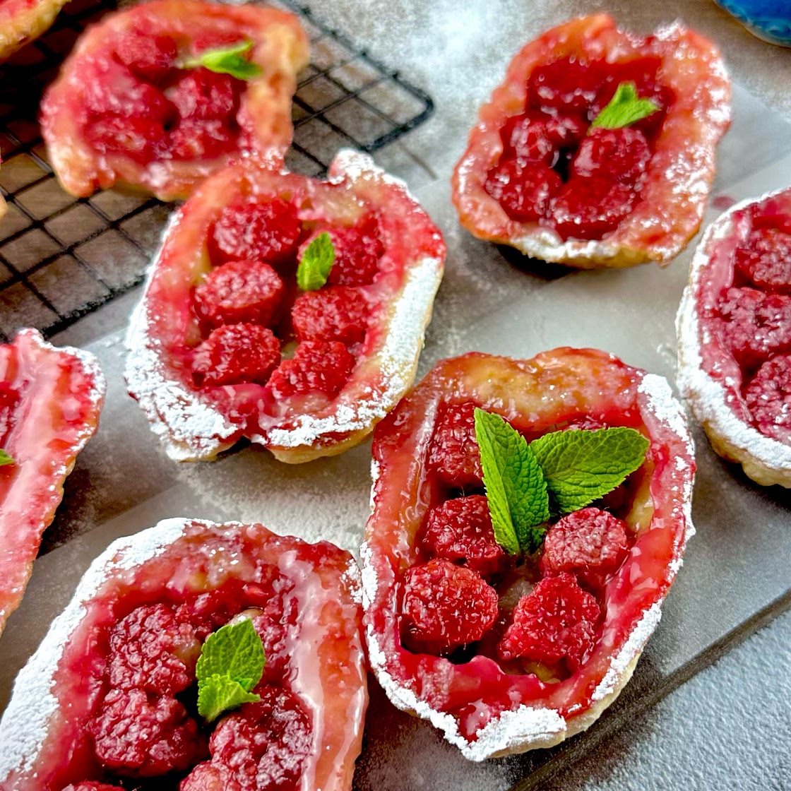 Raspberry and Hazelnut Puffs