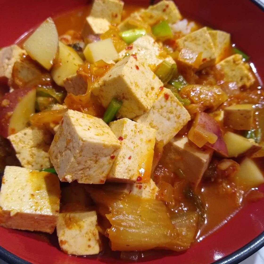 Joanne Lee Molinaro’s Kimchi Chigae