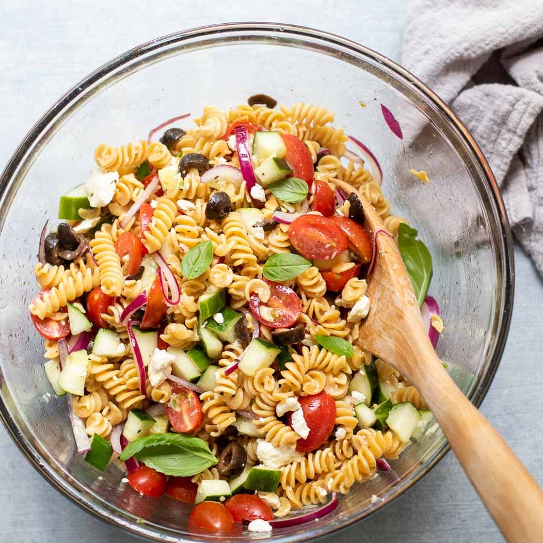 Mediterranean Chickpea Pasta Salad