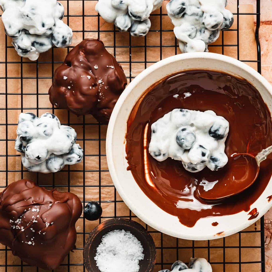 Viral Blueberry Yogurt Clusters