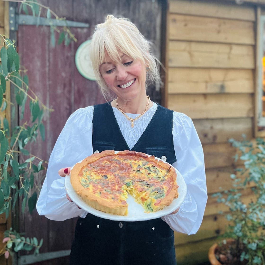 Ivy's Reserve Vintage Cheddar, Caramelised Onion and Spinach Tart - Wyke Farms