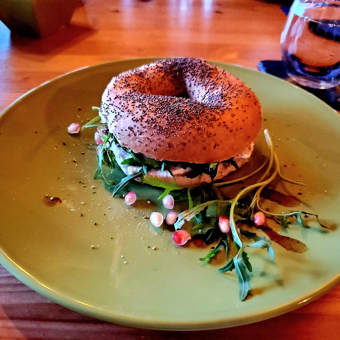 Next level Avocado Bagel