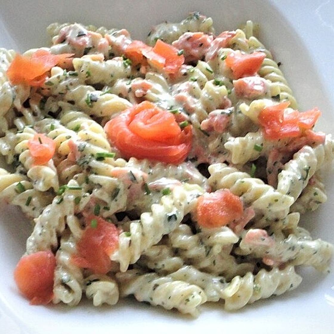 Onepot Spirelli mit Räucherlachs