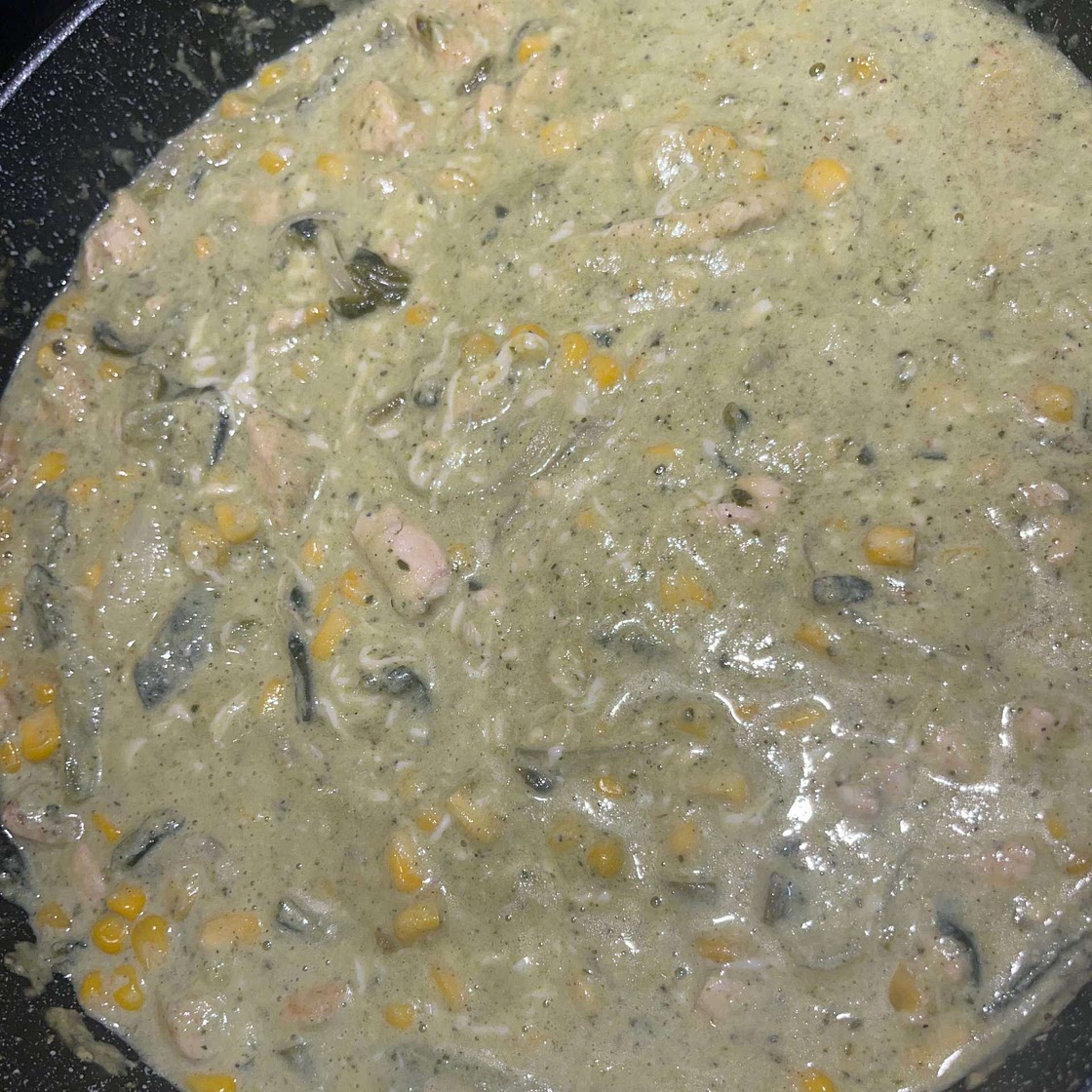 POLLO EN CREMA POBLANA