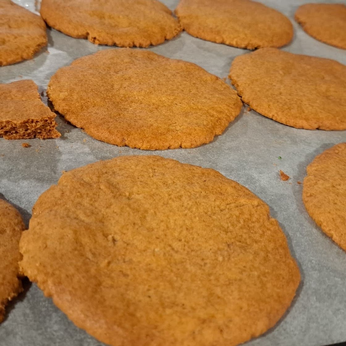 Big Soft Ginger Cookies