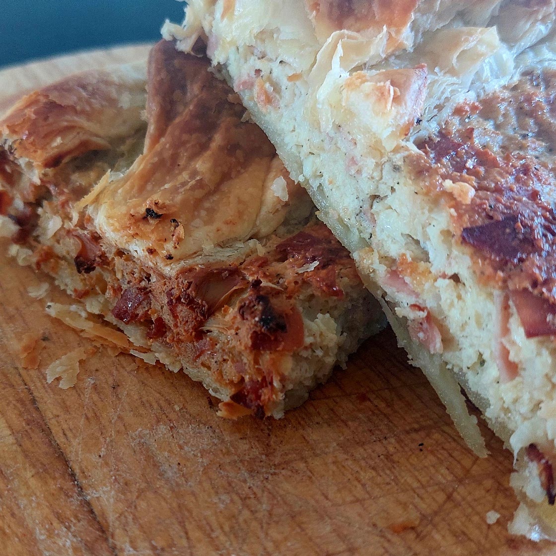 Savory pie - Mortadella, cauliflower and ricotta
