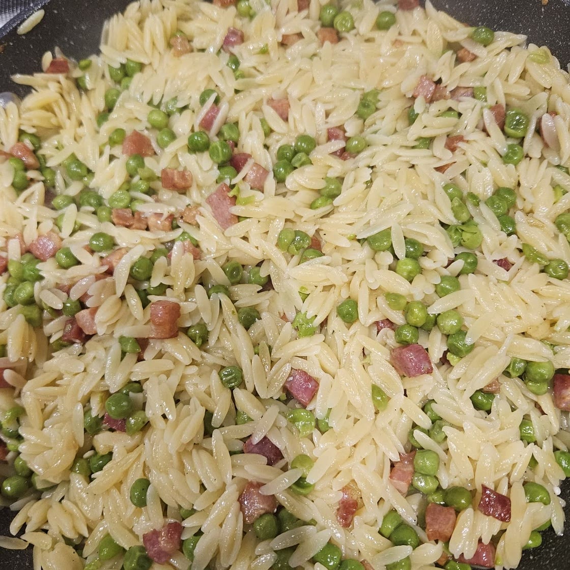 Pasta Risotto With Peas & Pancetta