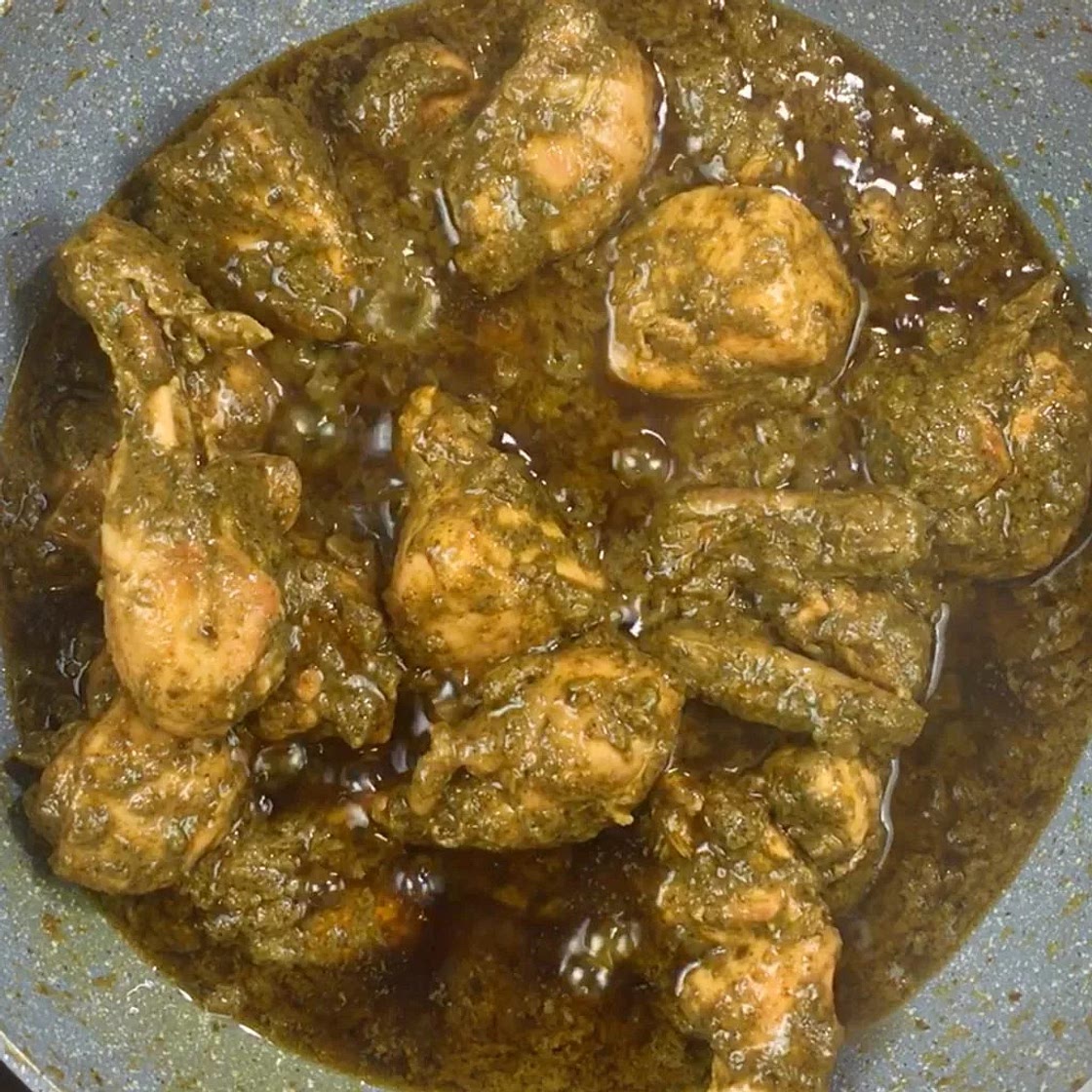 Hariyali Chicken Curry