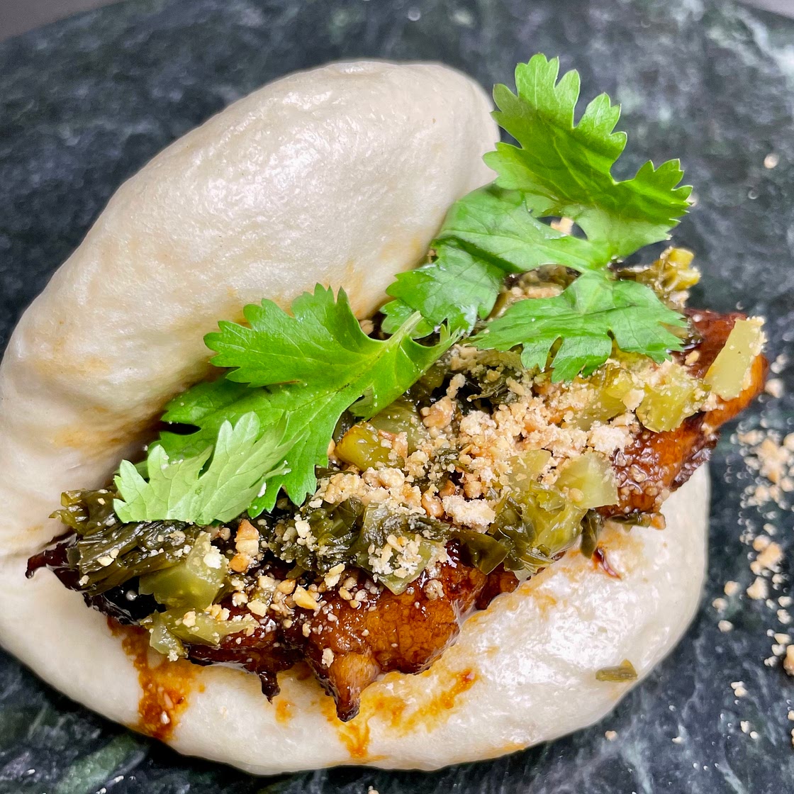 Gua Bao (Braised Pork Belly Bao)