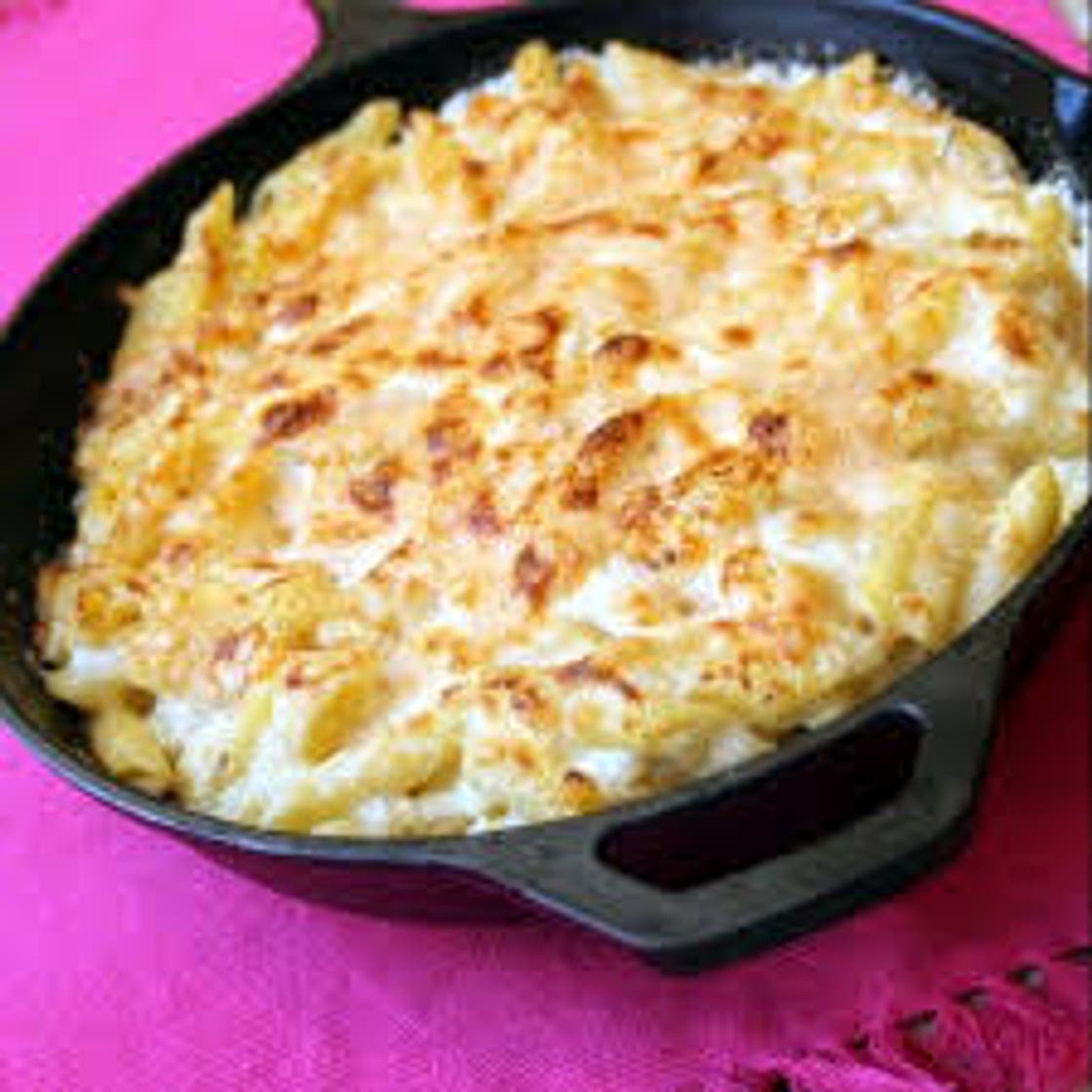 Cheesy pasta bake